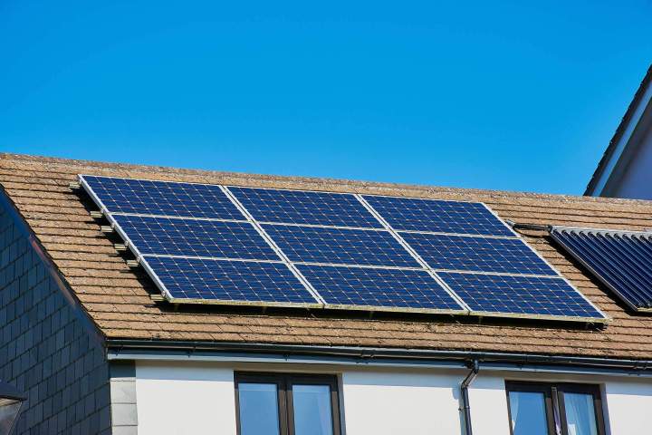 Installation de panneaux photovoltaïques